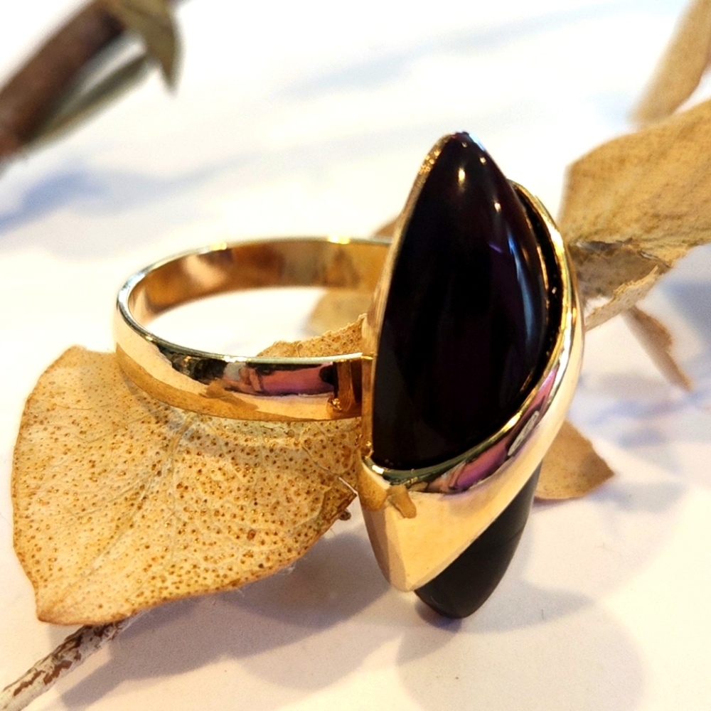 Vintage 70s Gold and Dark Brown Ring